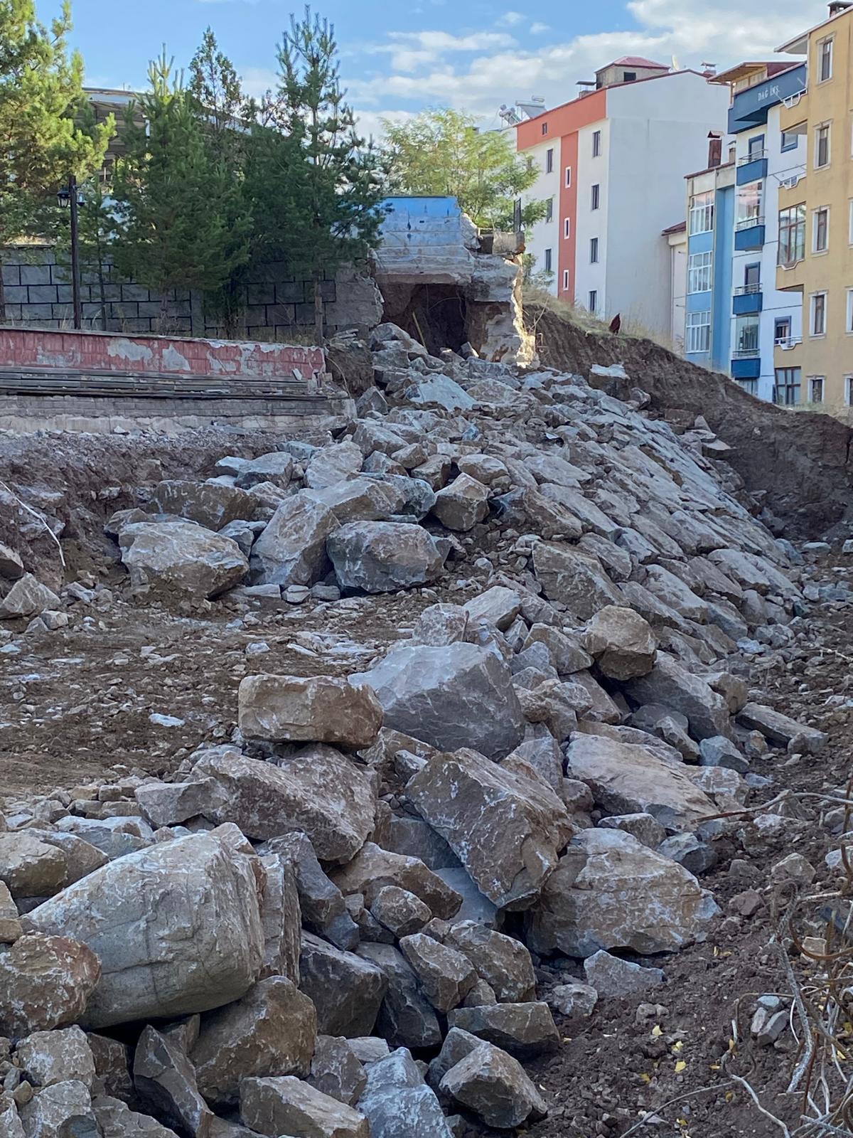 Türkiye SİHA ile İspir İHA ile Uğraşıyor!